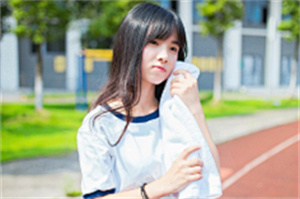 上海娱乐网：Exploring Shanghai's Classic Bars and Lounges at Night